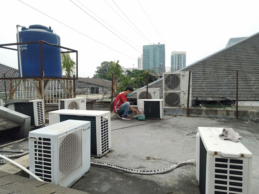 periksa kondisi fisik ac alat berat bekas